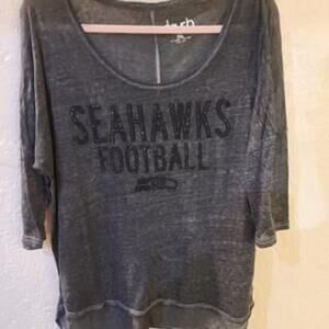 NFL Seattle Seahawks Touch by Alyssa Milano Distressed Graphic Tee 2XL